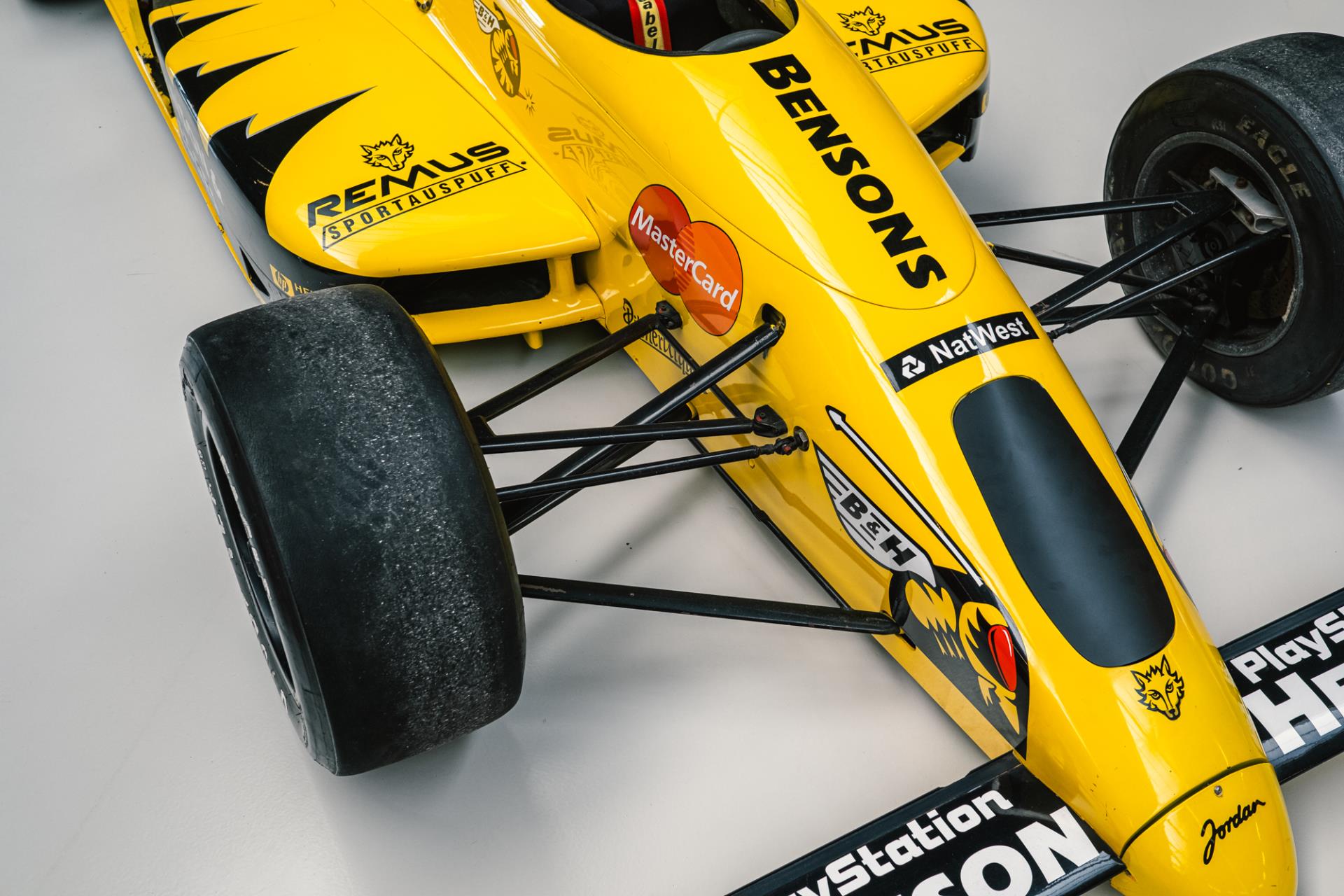 31967841-34.jpg