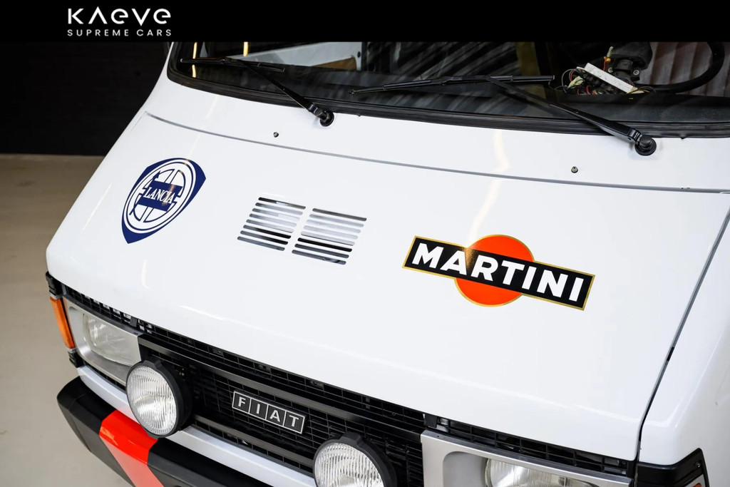 DECAL FIAT 242 E MARTINI RACING TEAM ASSISTANCE (04 DECAL FIAT 242 E MARTINI RACING TEAM ASSISTANCE (04