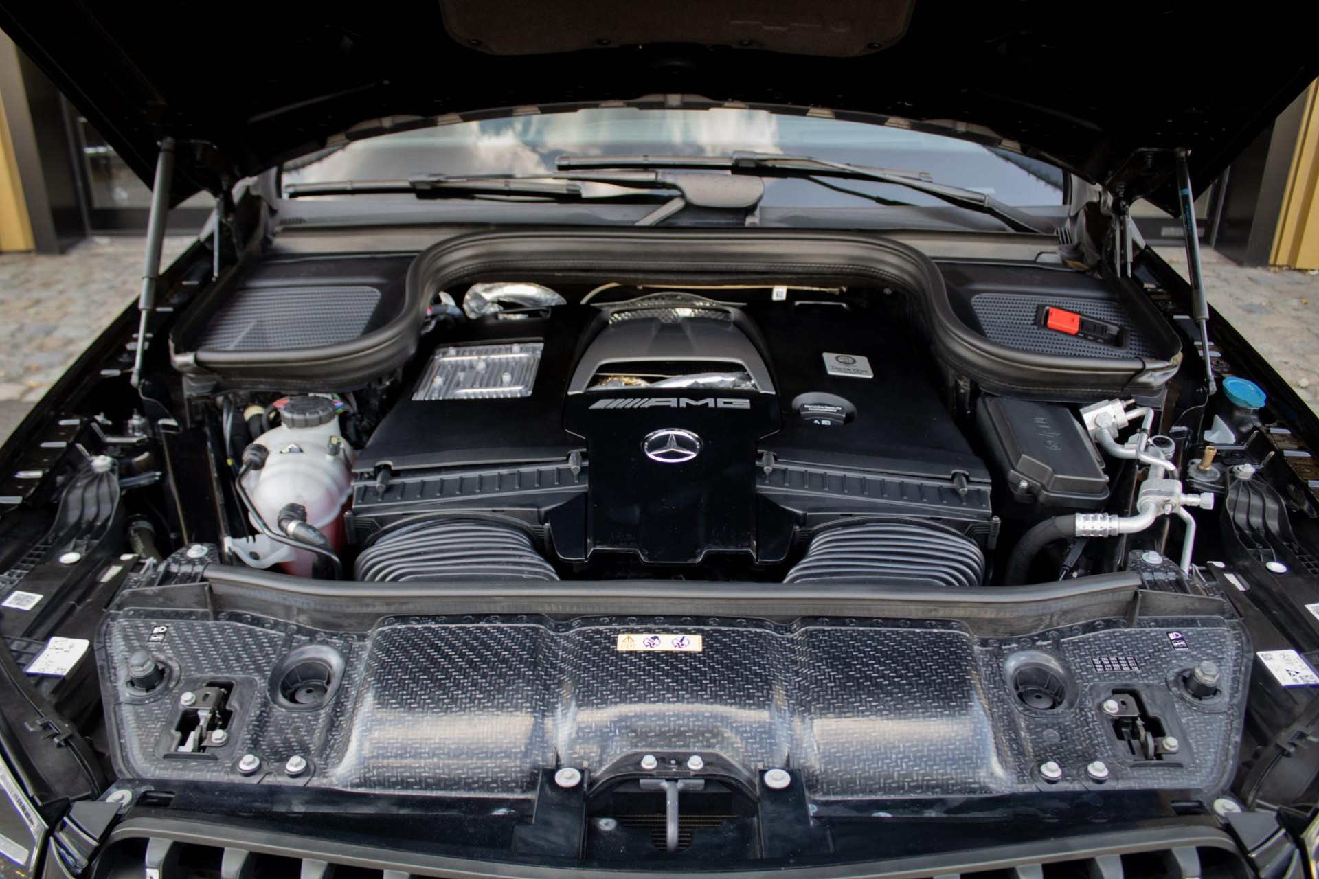 45740085-26.jpg